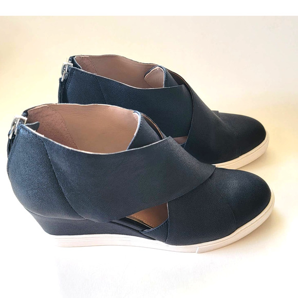 Linea Paolo Faith Black Leather Cutout Wedge Sneakers - Picture 2 of 7